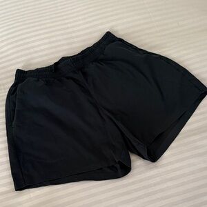 Uniqlo Men's Athletic Black Shorts